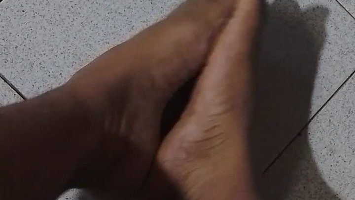 El Pie Que Hace De Todo - La primera prueba