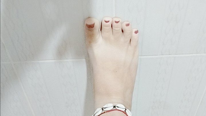 Crimsonfootdomination - Honey glazed feet