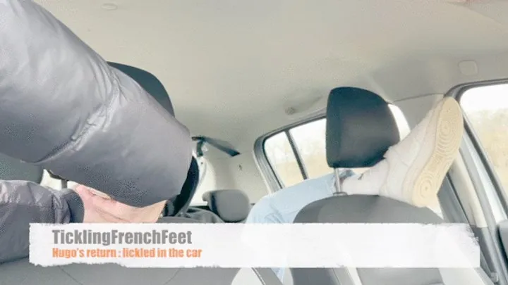 Tickling French Feet - Hugo, 20 yo straight biker, back : lickled in the car (mobile)