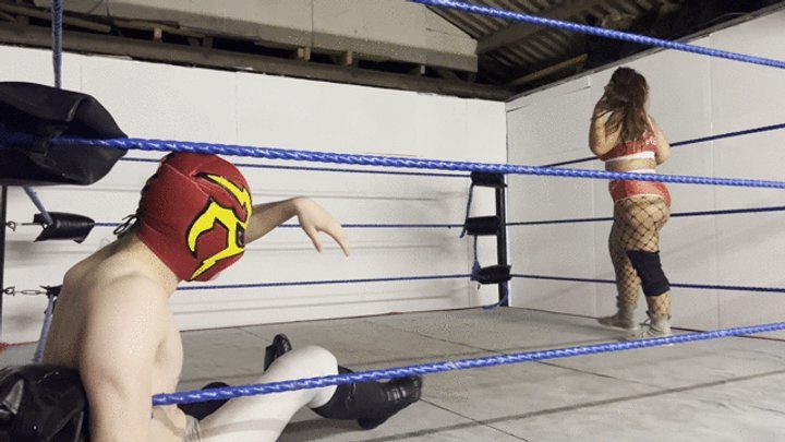 Nadia Sapphire - Giantess BBW squashes skinny male jobber