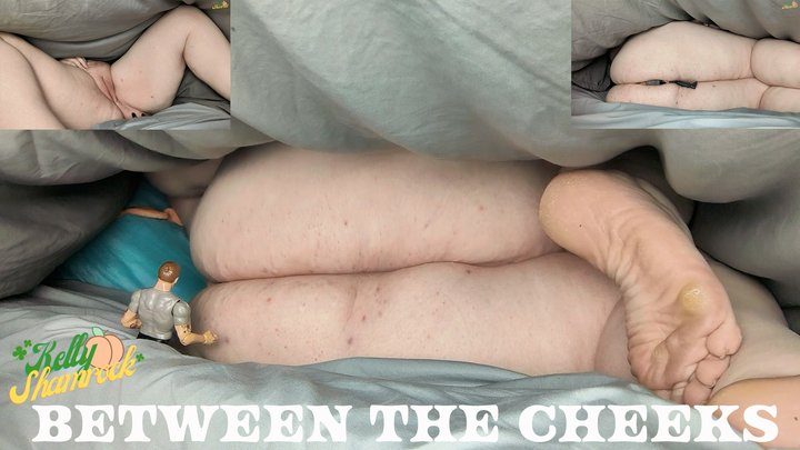 Kelly Shamrock - Between The Cheeks