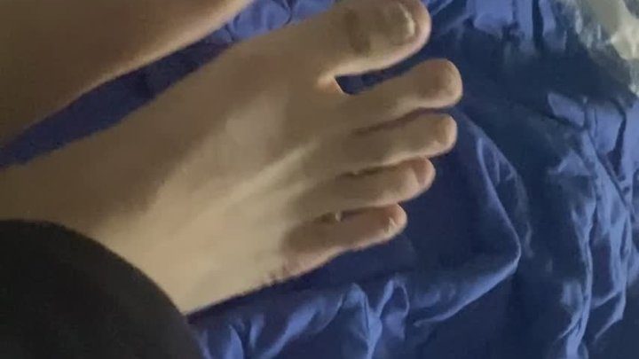 Lucekk7 - Male feet ???? come and see