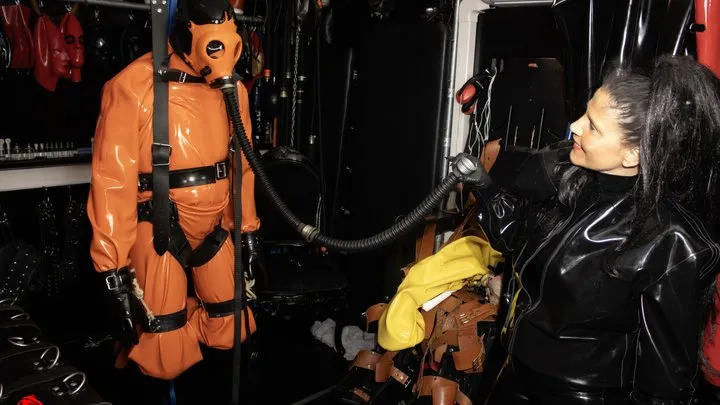 Rubber And Bondage Girl Kim - Explosion in heavy rubber bondage Superb Fetish Video