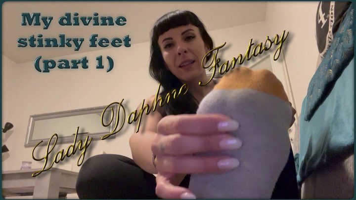 Lady Daphne’s Fantasies - My divine stinky feet (part 1)