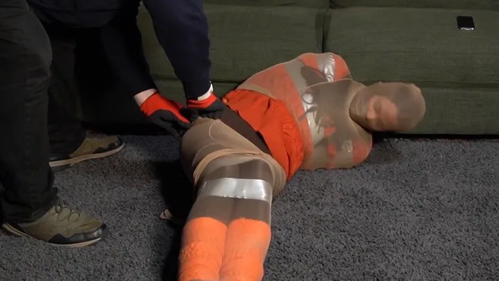 Altgirlsbound - 4025 Liv in Tights Terror