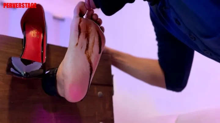 Perverstage - Chocolate feet for dessert (Katie) MP4