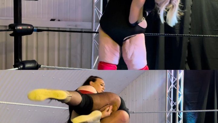 Nadia Sapphire - Struggling to lift giantess