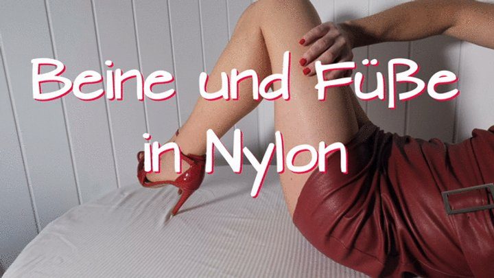 Leggingsnet Clips And Pics - Legs and feet in nylon - Beine und Füße in Nylon