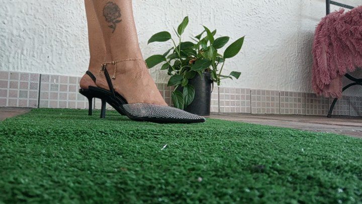 Goddess Foot Fetish - Roxan's pronounced arches in unparalleled stiletto heels (3)
