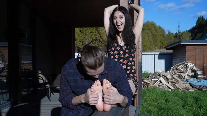 Bondagio - OUTDOOR TICKLING REVENGE: HUMBLING THAT ARROGANT WOMAN (FHD)