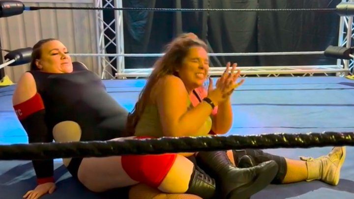 Power Girls Pro Wrestling - Giantess crushes and destroys BBW