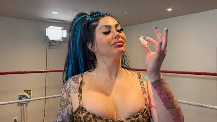 Pandemic Pro Wrestling - Ice Cold Wedgies, Spanking, and a Trashcan - Katie Forbes v Miss Big D
