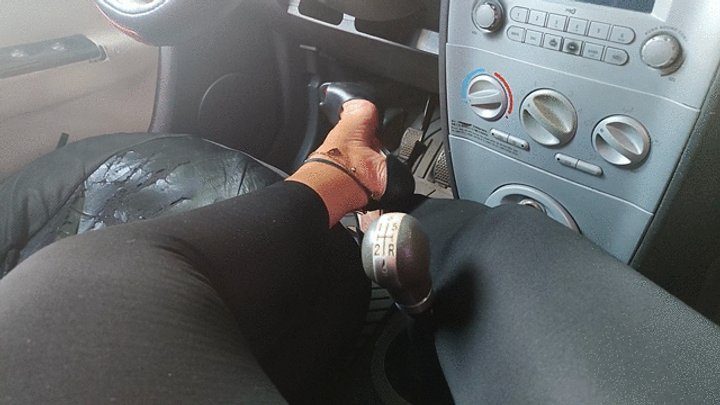 Goddess Foot Fetish - I work the lever of my car with the pronounced arches of my feet and high heels (1)