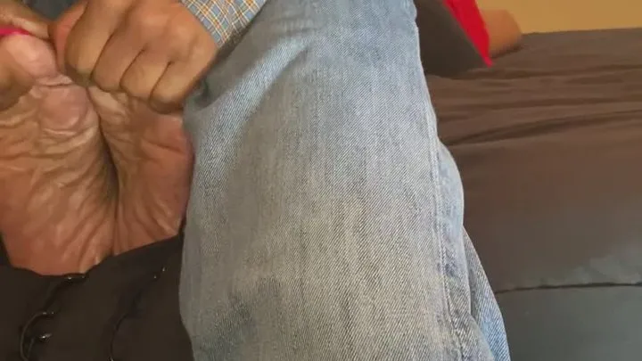 Cinnamon Spicyy Soles - Cinnamon Spicyy HATE to be tickled