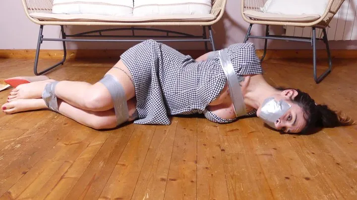 Cordame Bondage - Baby sitter in big trouble