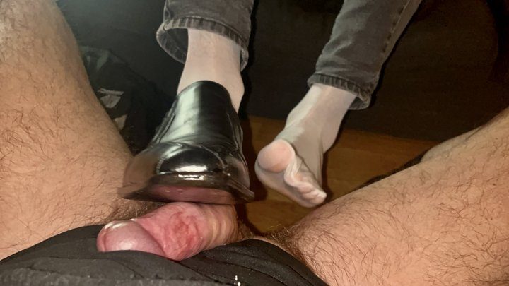 Gay Male Soxjob Heaven - FRONTAL SOCKJOB IN WHITE PART 2