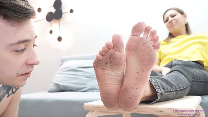 Licking Girls Feet - EMILY - Even my dusty feet are a reward for you! (HD)
