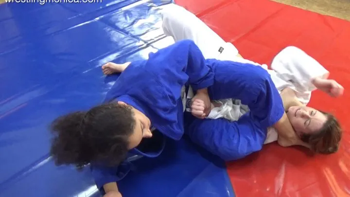 Gi-feet Vixens - Jade vs Curie Gi-Feet