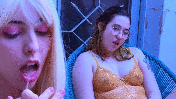 Kinkbarbie - Do you want to smoke on my feet? (part2) filthy feet play