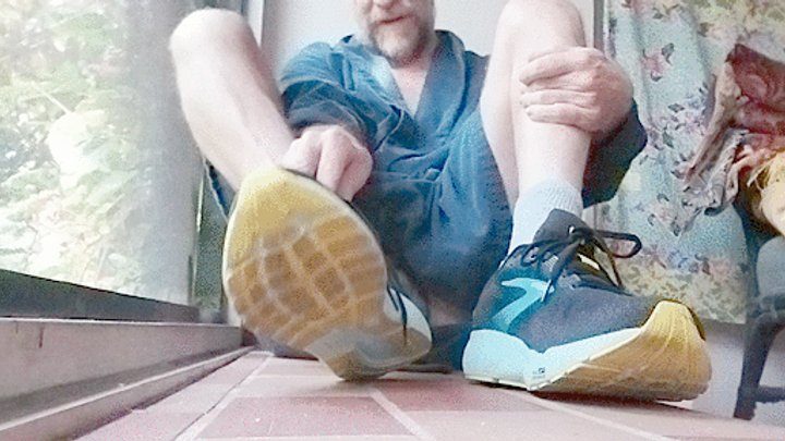 Hairyartist! - Foot Job Training