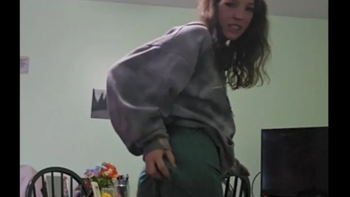 Bbygirlburpsnfarts - Letting all my farts go before I go out