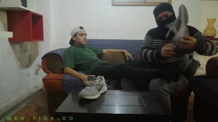 Mex-tick-oo - FABIAN EN SU PRIMER VIDEO DE COSQUILLAS