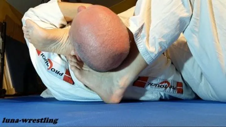Luna-wrestling - Judo 105