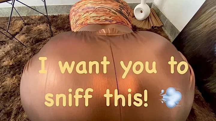Tabbys Ebony Assss - I WANT YOU TO SNIFF THIS!