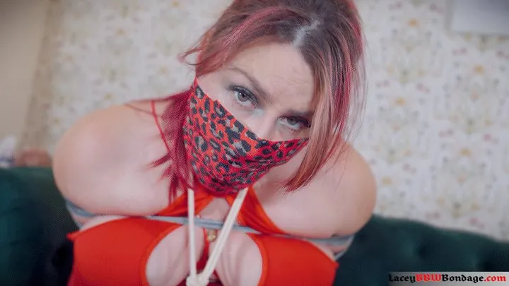 Lacey Bbw Bondage Adventures - Lacey gets frisky at home then her neighbour walks in! H265 MP4 4K ( BBW Bondage , Newspaper Stuffing , Orgasms , Duct Tape Wrag Gag , Tegaderm Tape Gag , Tape Bondage )