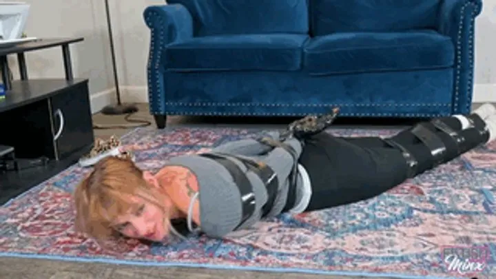 Minx Grrl's Fetish Corner - Cara Day - I'll Make You Feel Better (MP4 Format)
