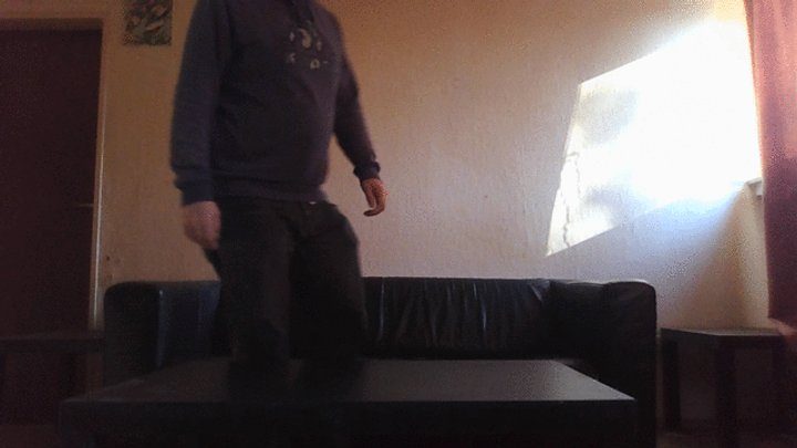 Hendriks Feet - Lick my dirty feet clean ! You are my footbitch