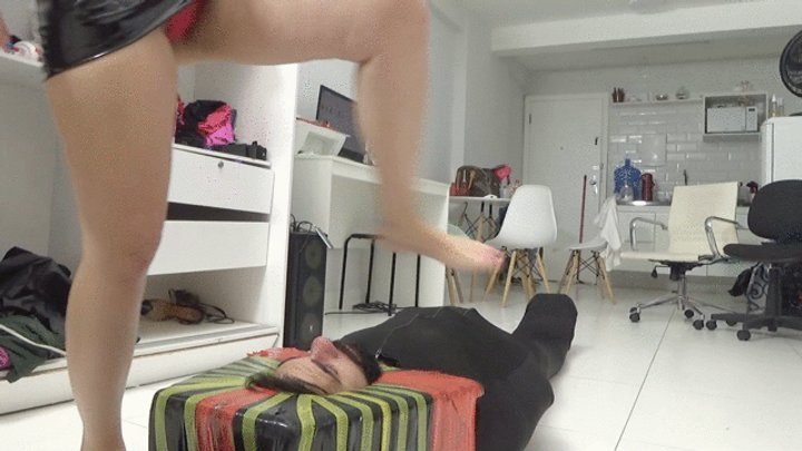 Scarlet White Face Sitting - princess sitting on her slave's face Part 1 by Nicolle Ramanof and Daniel Santiago cam by Dani full hd