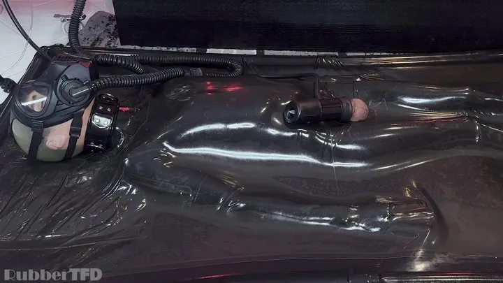 Rubbertfd - V11 VV11 [Gay Leather, Latex, Fetish]