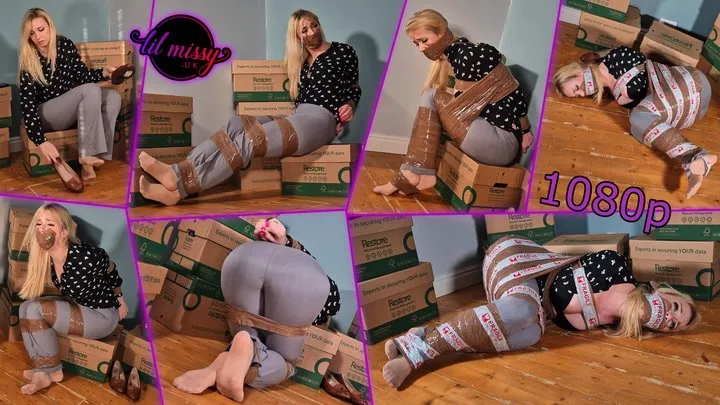 Lil Missy Uk Store - Lil Missy UK in Secretary totally taped on boxes 1080p