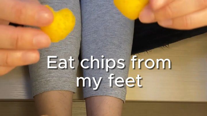 Mesmerizing Goddess Jessica - Eat chips from my feet