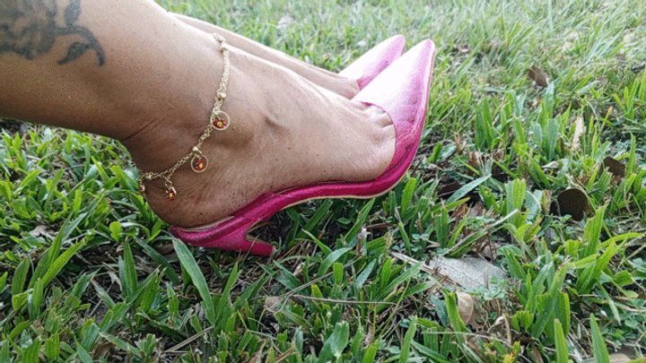 Goddess Foot Fetish - Roxan and her very dirty pronounced arches and stiletto heels (3)