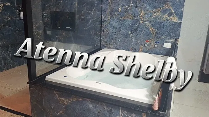 Atenna Shelby Bbw - BBW SAILOR ATENNA IN STINKY FARTS IN THE BATHTUB PARTE 1