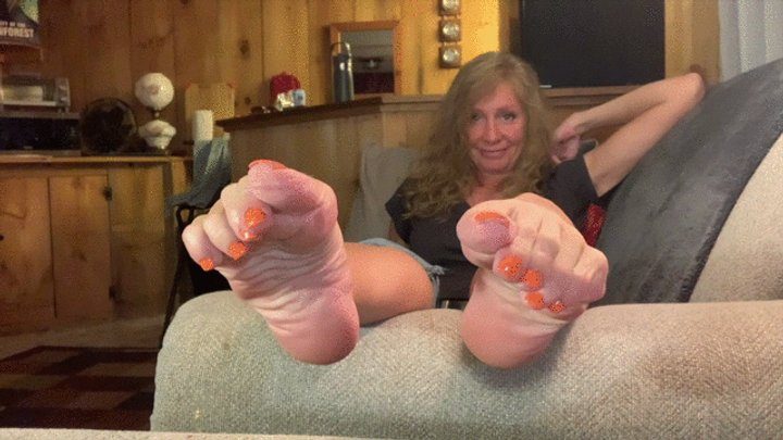 Aariels Foot Fetish Desires - 4 PACK OF BIG MEATY SIZE NINE'S