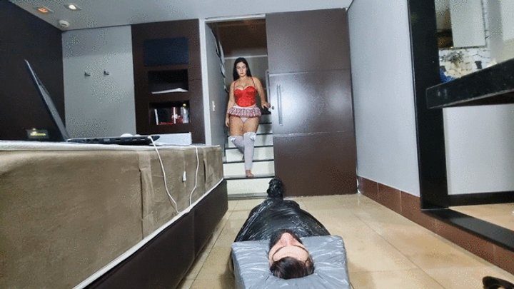 Gf Studios - MILF GODDESS PERFECT SITTING, IGNORING AND WORK PART 1