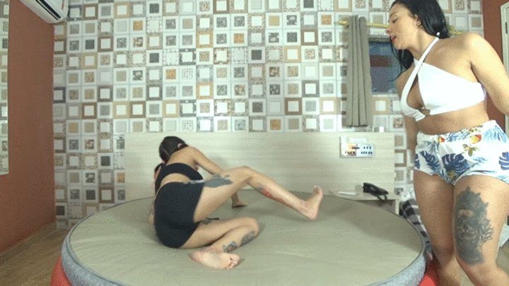 Scarlet White Face Sitting - RETURN THE GIANT ASS AGAIN BY MEGAN BIG BUTT AND KWEEN CAM BY ALINE FULL HD