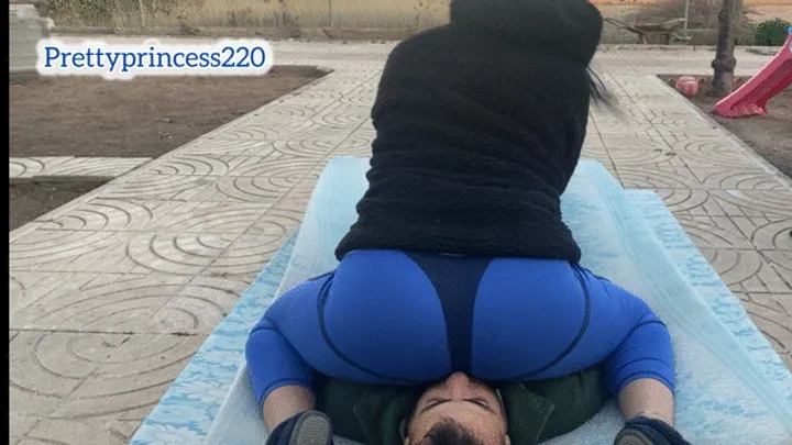 Prettyprincess - Very sexy leggings ass farting in public
