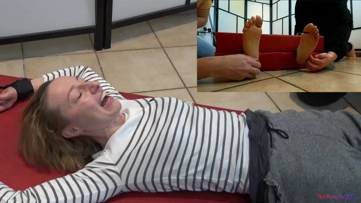 Ticklishintentions - Katharina - Team-tickled on the Board (UHD)