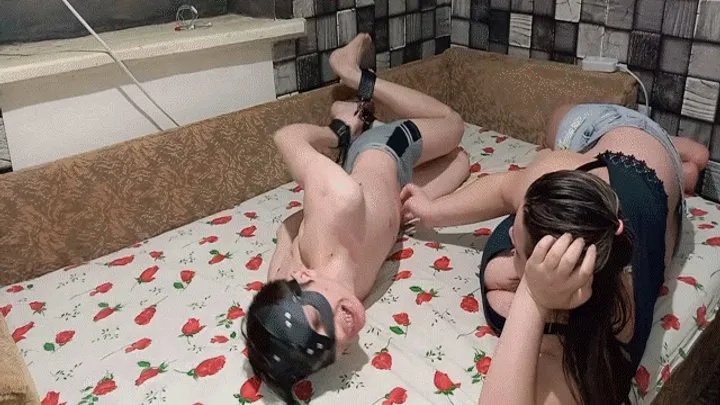 Appetizing Crumpet - Tickling Fun 2 MP4