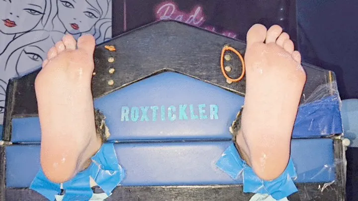 Roxtickler - Glory Sole Series : 2 Twinks Punished