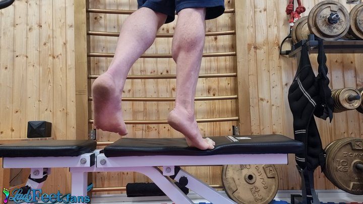 Ladsfeet And Tickling - Barefoot Gym Training Ankle Day Feb 25
