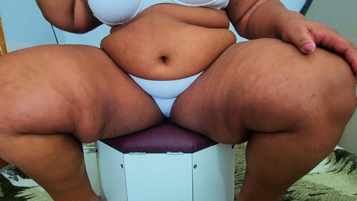 Evil Brazilian Girls - BBW Face sitting, part 2, by Isadora Onell and Slave, (cam by Manu) FULL HD