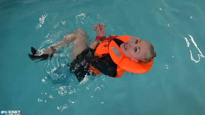 Kinky Splash - Tied Up and Thrown Overboard: Life Jacket Test in Satin and Heels