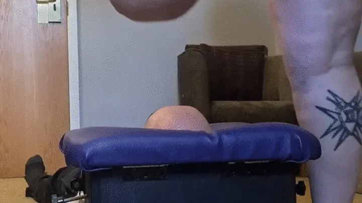 Clips By Cassidy Chains - Smelly Smotherbox Session