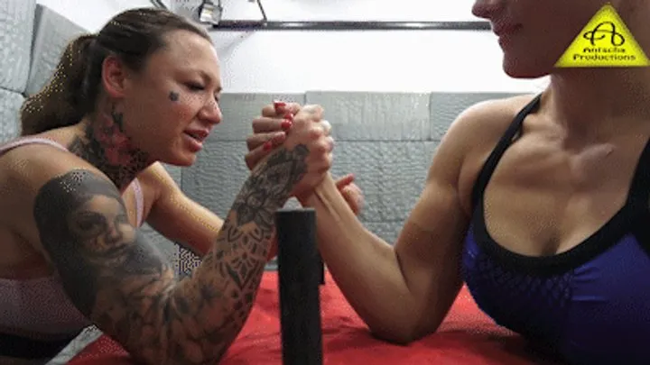 Antschas Wrestling And Fetish Store - Armwrestling Dolly vs Foxxy