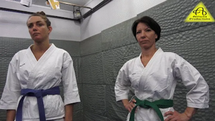 Antschas Wrestling And Fetish Store - Zsuzsa vs Xena judoGi